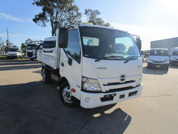 2021 Hino 300 Series 616 image