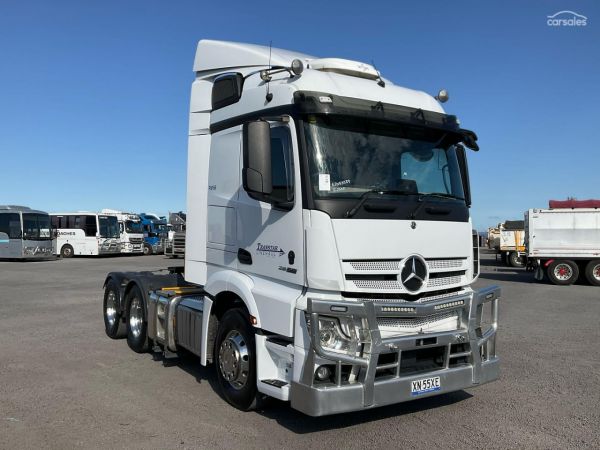 2021 Mercedes Benz 2658 Mercedes Benz image