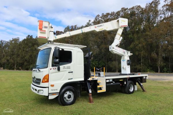 2011 Hino 500 Series FD1024 Medium image