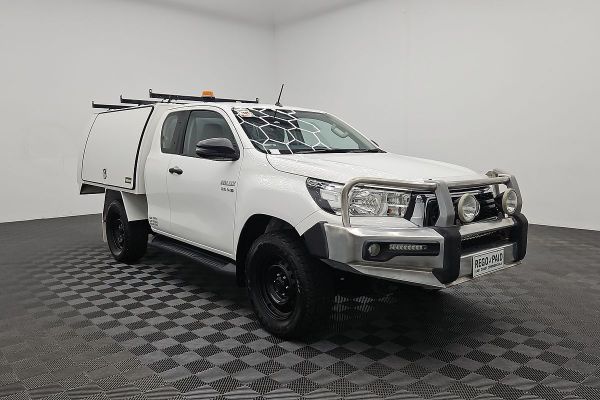 2019 Toyota Hilux SR GUN126R 4X4 image