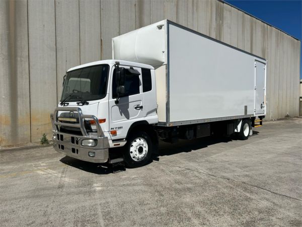 2015 UD PK Pantech PK 17 280 CONDOR image