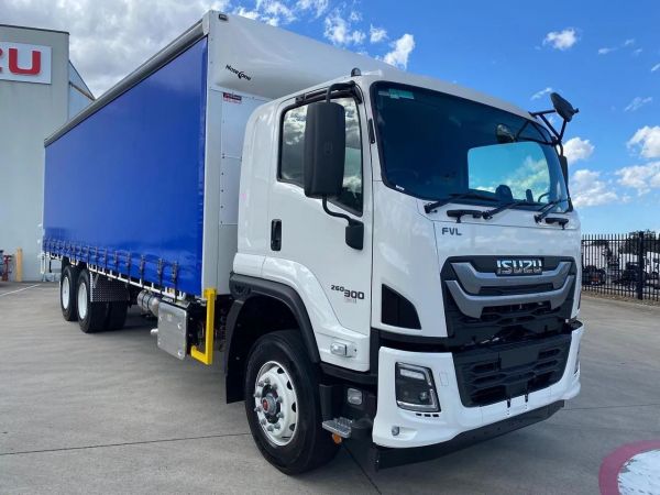 2025 Isuzu N Series NLR 45-150 DT D25 TRAY Auto image