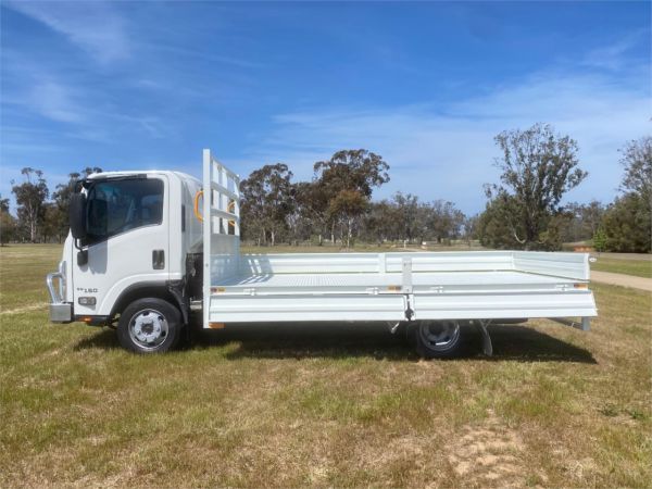 2017 ISUZU NNR Tray N MY16 65 -150 (MWB) image