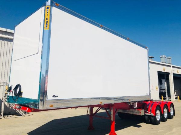 Maxicube Classic Lead 10 Pallet Freezer image