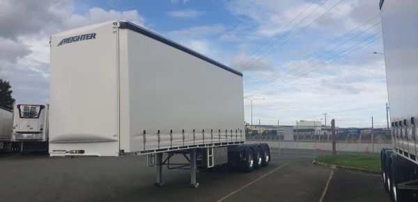 Freighter Lead T/Liner image