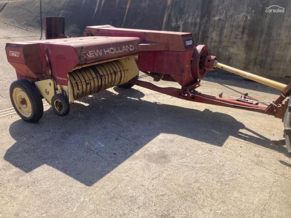 1970 New Holland 275 image