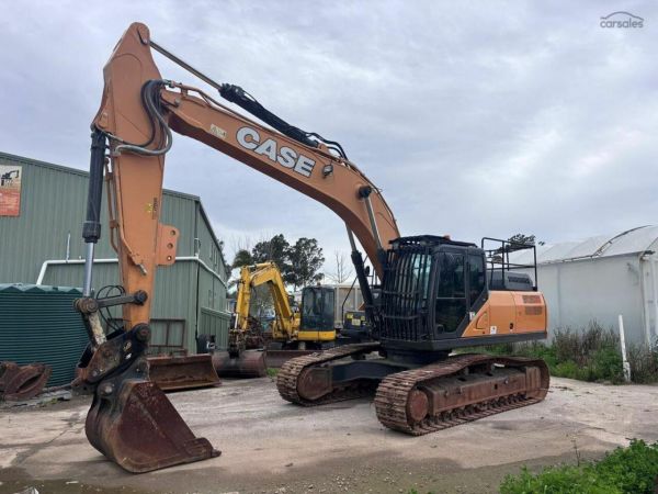 2022 Case CX300 image