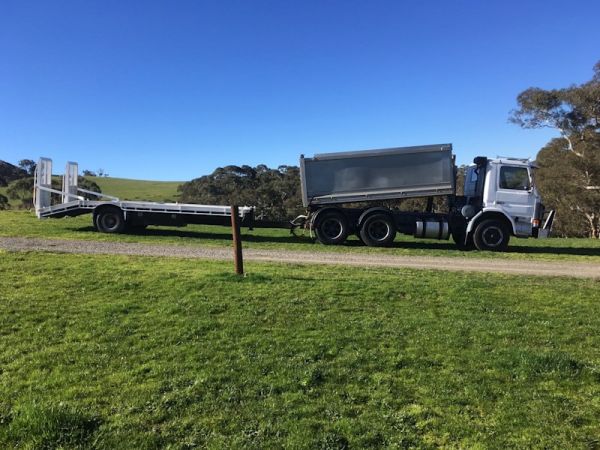 1987 Scania P SERIES Tipper image