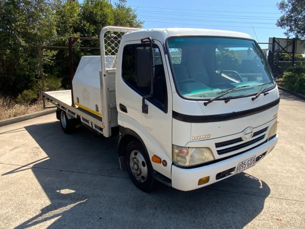 2008 Hino 616 - 300 Series Tray image