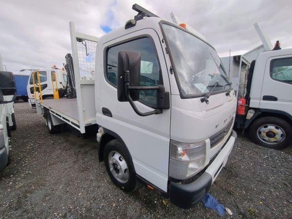 2015 MITSUBISHI FUSO CANTER 7/800 Flatbed image