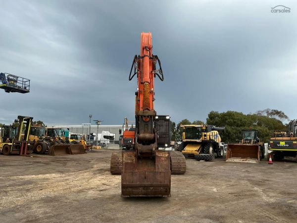 2018 Doosan DX480LC image