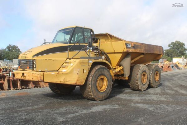 2005 Caterpillar 740 image