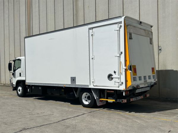 2015 ISUZU FSD PANTECH FH MY11 700 LONG image