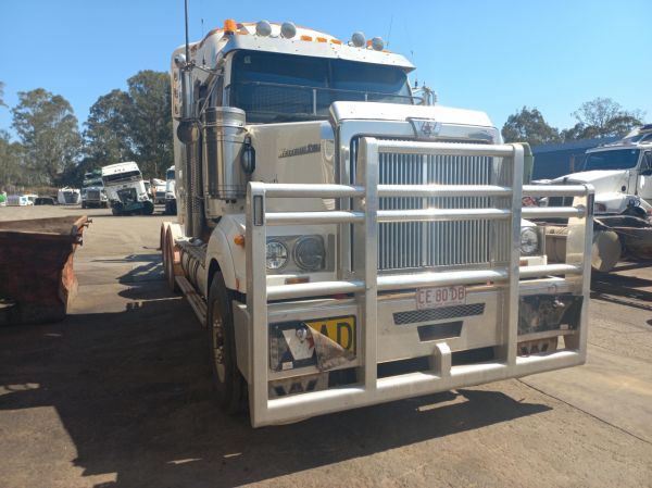 2017 Western Star 4864FXB Primemover 4800 FXB image
