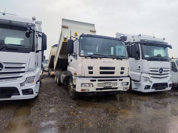 2017 ISUZU GIGA CXY 455 Dump Truck image