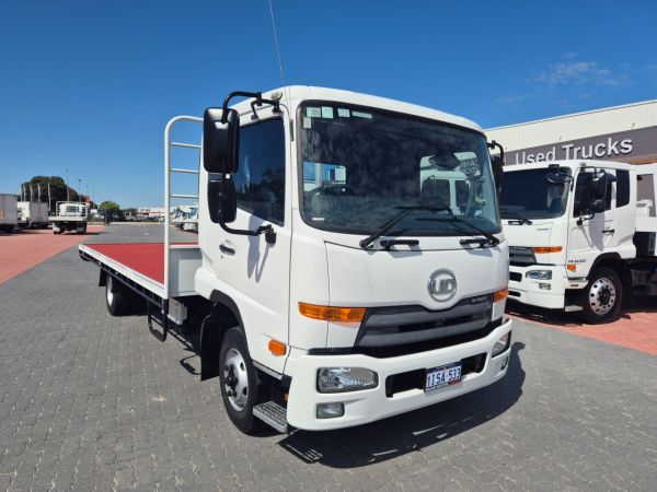 2016 UD MK 11 250 Tray AUTO 6 Ton Tray image