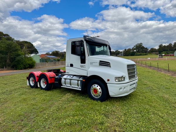 2016 Iveco Powerstar 6800 Primemover Series ll image