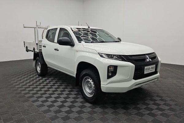 2022 Mitsubishi Triton GLX MR 4X4 image