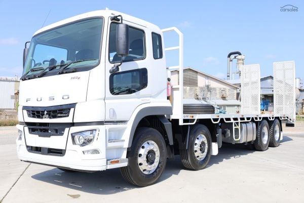 2025 Fuso Shogun FS76 360 8x4 Beavertail image