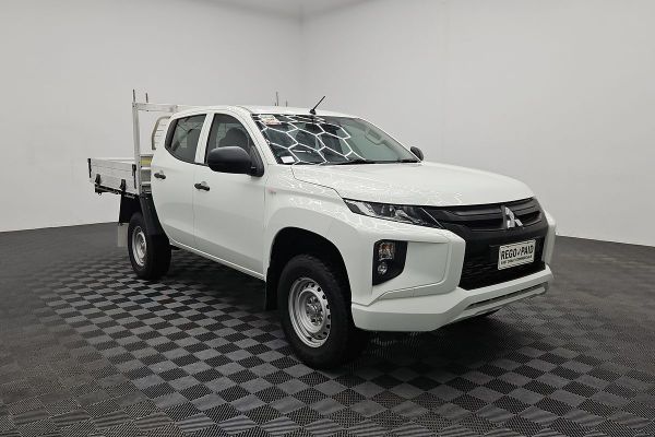 2022 Mitsubishi Triton GLX MR 4X4 image
