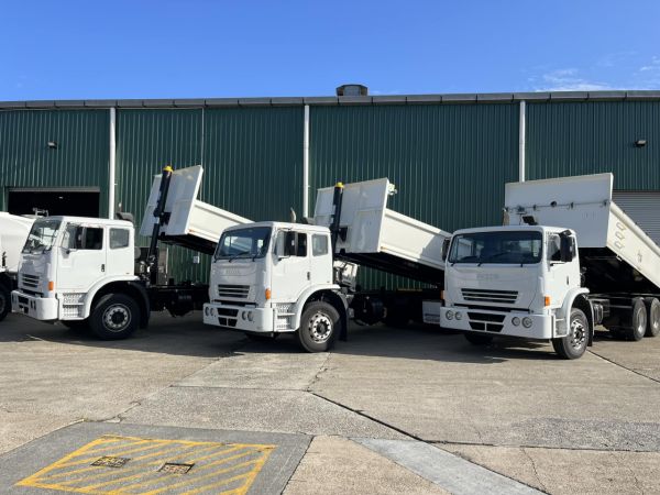 Iveco ACCO Tipper image