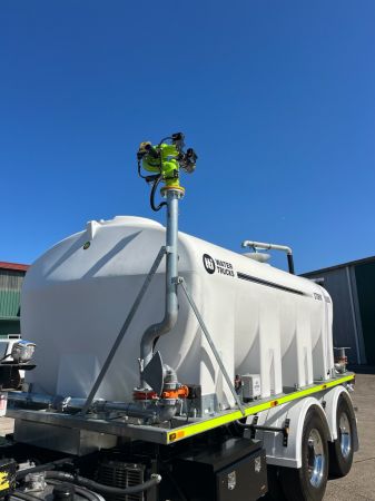 2014 Acco Water truck unit 1429 image