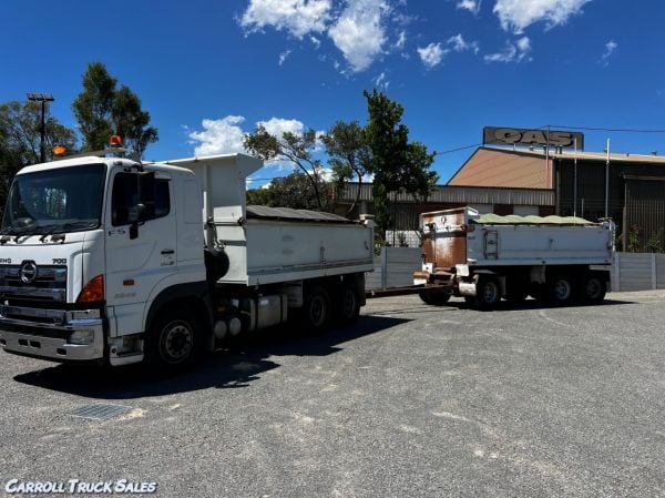 2014 HINO 700FS2848 Dump Truck image