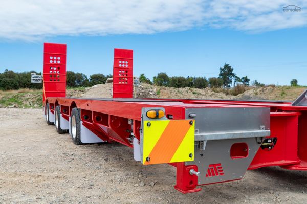 Modern Transport Engineers (MTE) 3 ROWS OF 8 LIGHTWEIGHT LINKWING (MADE TO ORDER) image