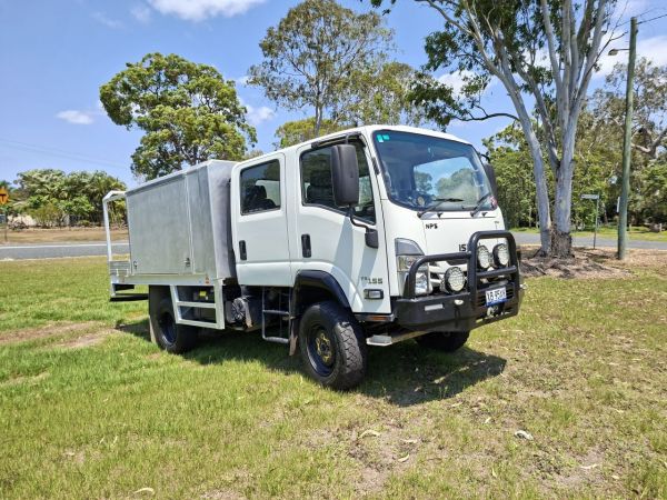 2022 Isuzu NPS 75-155 4X4 CREW CAB Dual CAB image