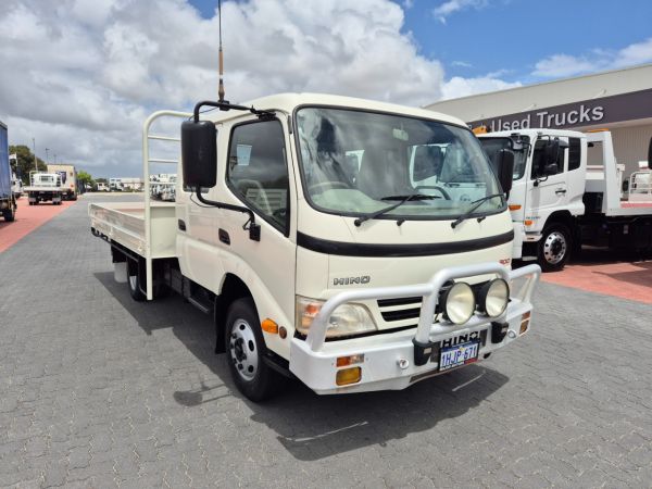 2010 Hino 716 - 300 Series Tray 3 Ton Crew Cab Tray image