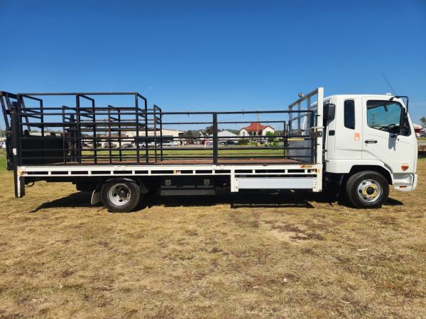 2017 MITSUBISHI FUSO FIGHTER 1024 Flatbed image