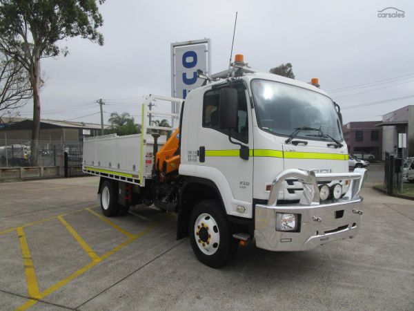 2018 Isuzu F Series FSS110-210 image