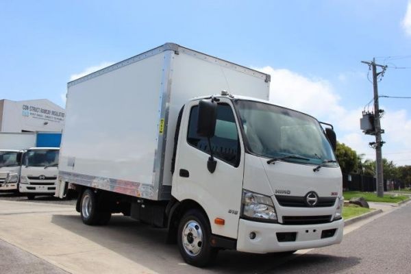 2023 Hino 616 - 300 Series 616 Automatic image
