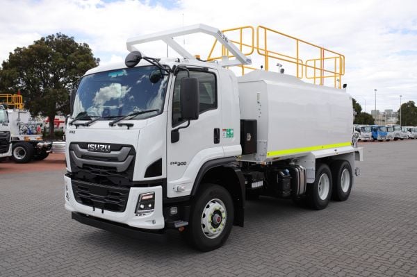 2026 Isuzu FVZ 260-300 Water truck Auto 6x4 Mine Spec Water Cart image