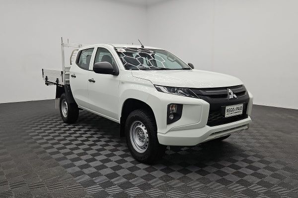 2022 Mitsubishi Triton GLX MR 4X4 image