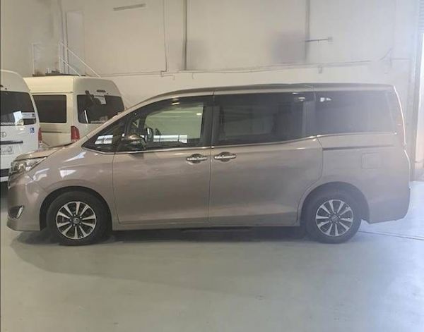 2018 TOYOTA ESQUIRE WELCAB ZRR80 image