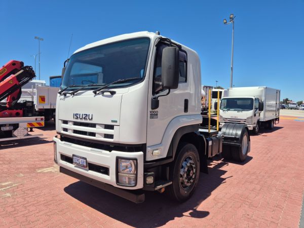 2014 Isuzu FVR 1000 Primemover AUTO Prime Mover image