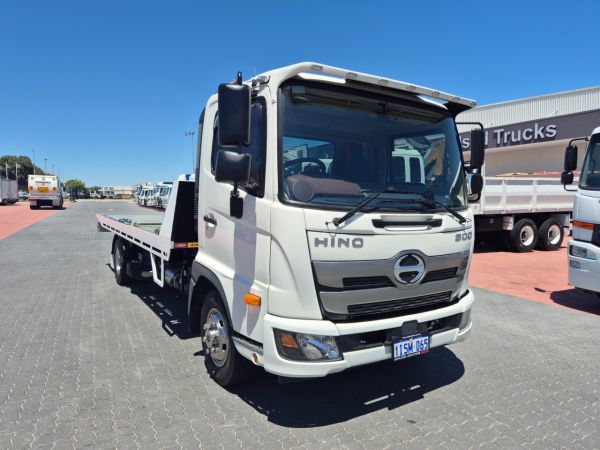 2019 Hino FC 1022-500 Series Tilt tray 5 Ton Tilt Tray image