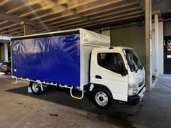 2022 Mitsubishi Fuso CANTER Curtain Sider image