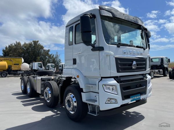 2025 Sitrak G5S 8x4 Mixer Cab Chassis image