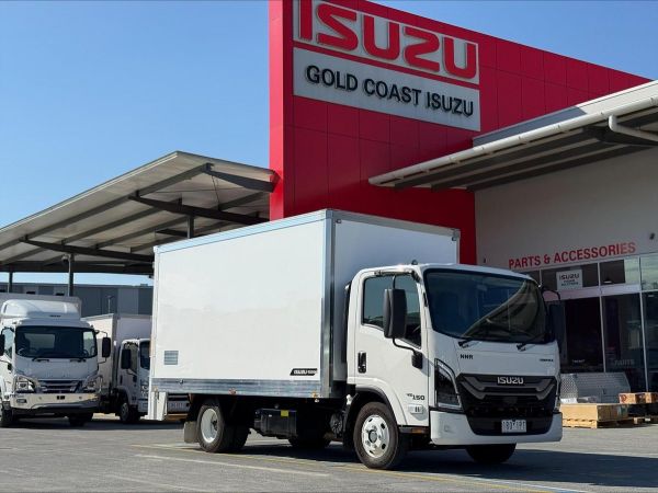 2026 Isuzu Nnr 45 150 Dt D34 Vanpack - New Model image