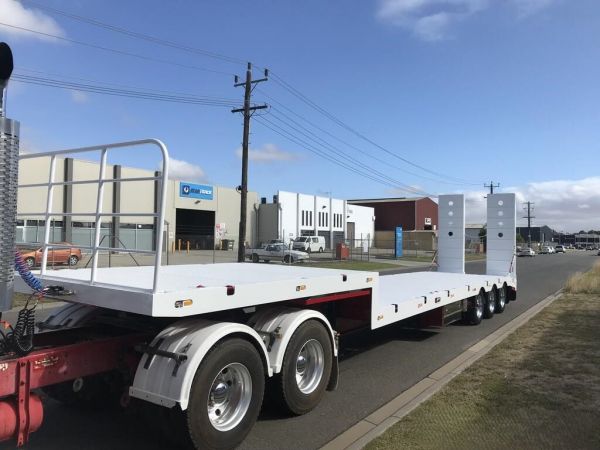 UPT Drop Deck Trailers image