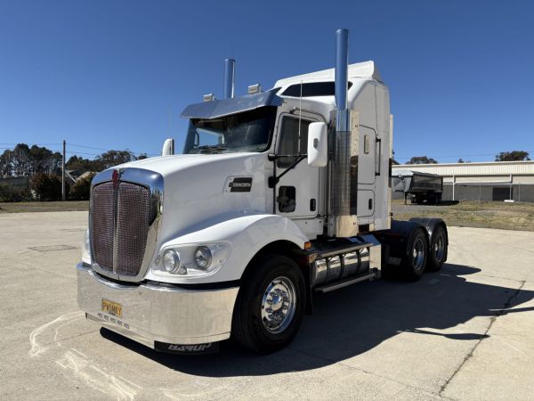 2013 Kenworth T409 6x4 Prime Mover image