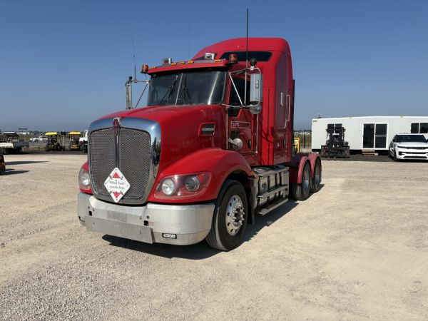 2016 Kenworth T409 6x4 Prime Mover image