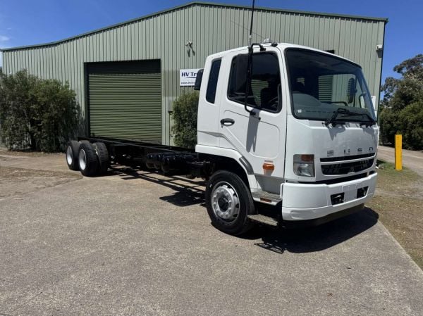 2014 Fuso FN 6×2 Beavertail In Build image