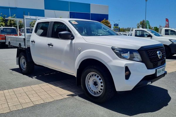 2022 Nissan Navara SL D23 Rear Wheel Drive image