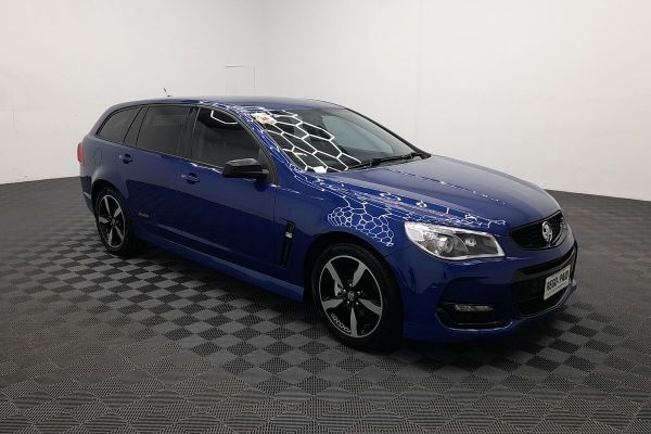 2016 Holden Commodore SV6 Black VF Series II image