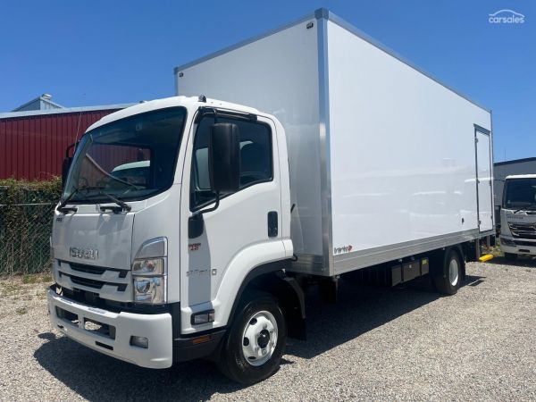 2025 Isuzu F Series FRR110-240 READY NOW image