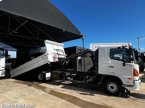 2011 HINO 500FD1024 Dump Truck image