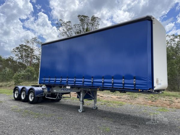 2013 MAXITRANS image